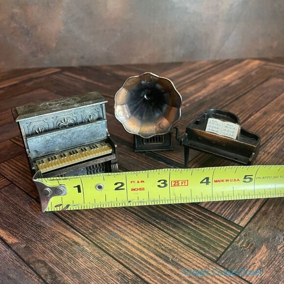 Three Vintage Die-Cast Pencil Sharpeners – 1970s – Upright Piano, Grand Piano - Picture 2 of 8